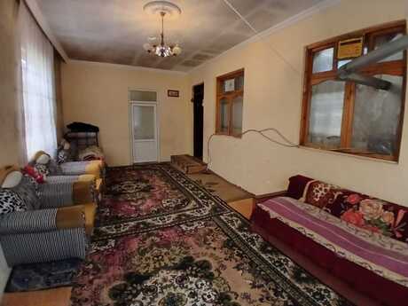 5 otaqlı həyət evi/bağ evi - Buzovna q. - 150 m²