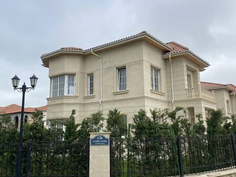 7-комн. дом/дача - пос. Нардаран - 230 м²