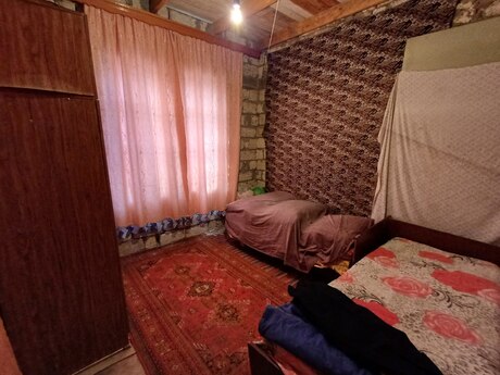 4 otaqlı həyət evi/bağ evi - Hövsan q. - 100 m²
