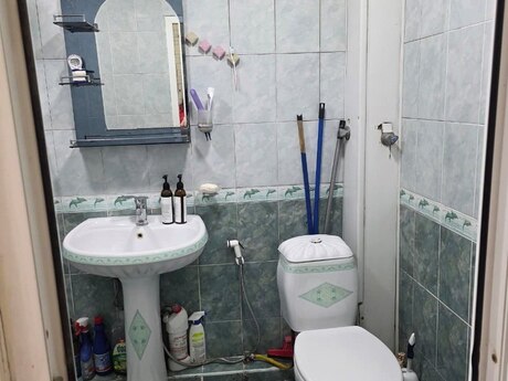 2 otaqlı köhnə tikili - Xalqlar Dostluğu m. - 50 m²