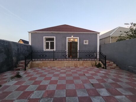 3 otaqlı həyət evi/bağ evi - Kürdəxanı q. - 100 m²