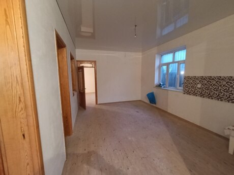 3 otaqlı həyət evi/bağ evi - Kürdəxanı q. - 100 m²