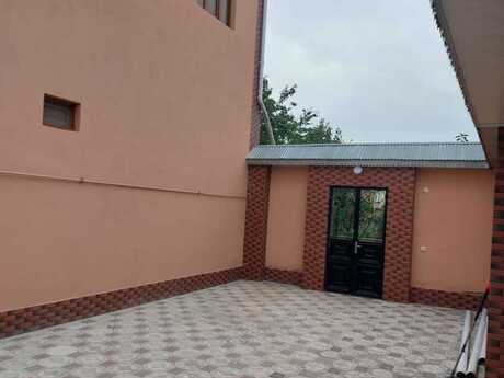 6 otaqlı həyət evi/bağ evi - Quba - 189 m²