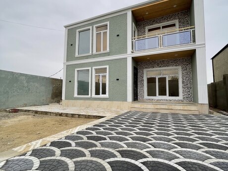 5 otaqlı həyət evi/bağ evi - Hövsan q. - 200 m²