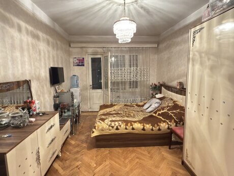 3 otaqlı köhnə tikili - Binəqədi r. - 80 m²