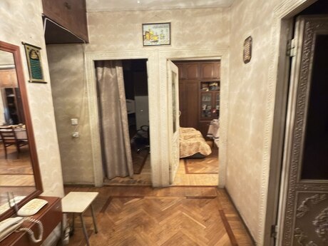 3 otaqlı köhnə tikili - Binəqədi r. - 80 m²