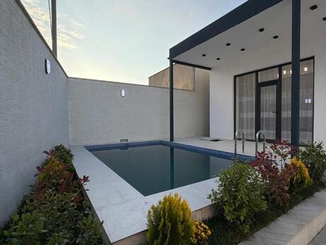 4 otaqlı həyət evi/bağ evi - Şüvəlan q. - 140 m²