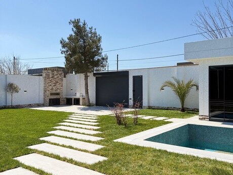 5 otaqlı həyət evi/bağ evi - Mərdəkan q. - 250 m²