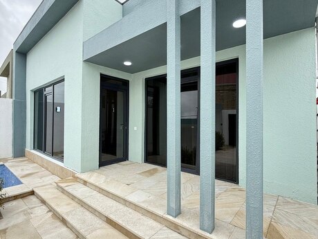 4 otaqlı həyət evi/bağ evi - Mərdəkan q. - 140 m²
