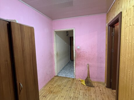 2 otaqlı köhnə tikili - Neftçilər m. - 65 m²