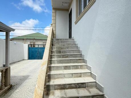 3 otaqlı həyət evi/bağ evi - Binə q. - 140 m²
