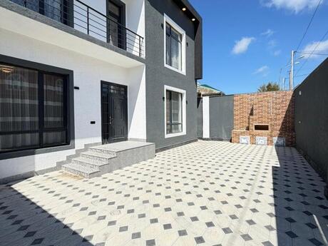 5 otaqlı həyət evi/bağ evi - Binə q. - 205 m²