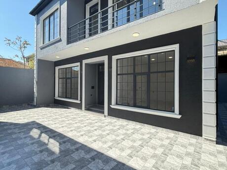 5 otaqlı həyət evi/bağ evi - Binə q. - 200 m²