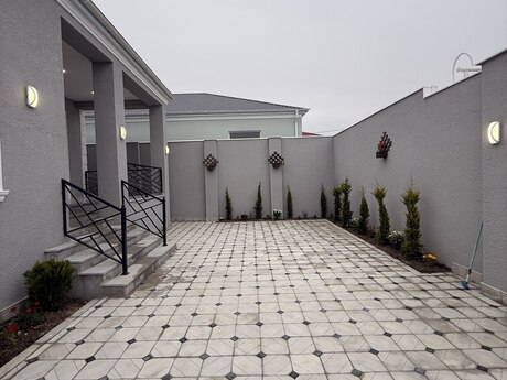 4 otaqlı həyət evi/bağ evi - Binə q. - 140 m²