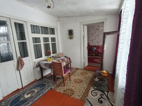 3 otaqlı həyət evi/bağ evi - Quba - 302 m²