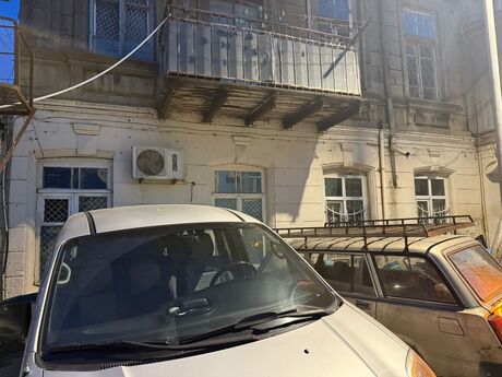 3 otaqlı köhnə tikili - 28 May m. - 80 m²