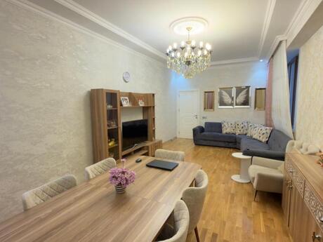 3-комн. новостройка - м. Кара Караев - 112 м²