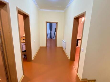 6 otaqlı həyət evi/bağ evi - Fatmayı q. - 200 m²