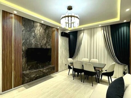 2 otaqlı köhnə tikili - 8 Noyabr m. - 55 m²