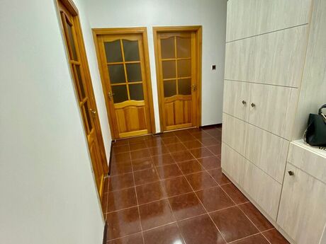 4 otaqlı köhnə tikili - İnşaatçılar m. - 100 m²
