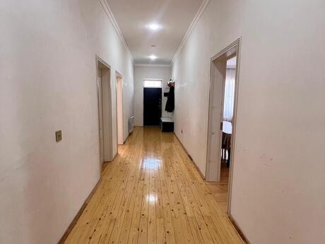 4 otaqlı həyət evi/bağ evi - Buzovna q. - 156 m²