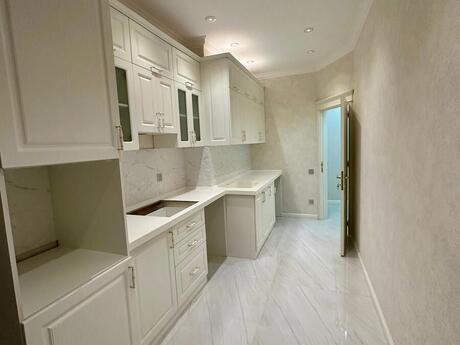 3-room apartment, 95 m², Şah İsmayıl Xətai: 385 000 ₼ 3