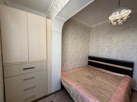 2 otaqlı köhnə tikili - Azadlıq Prospekti m. - 40 m²