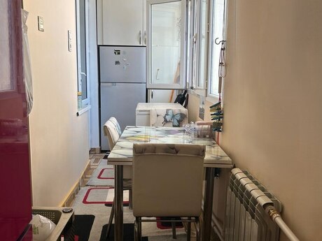 3 otaqlı köhnə tikili - Memar Əcəmi m. - 65 m²