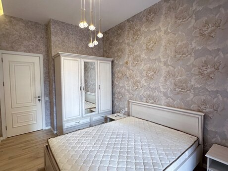 2-комн. новостройка - м. 8 ноября - 55 м²