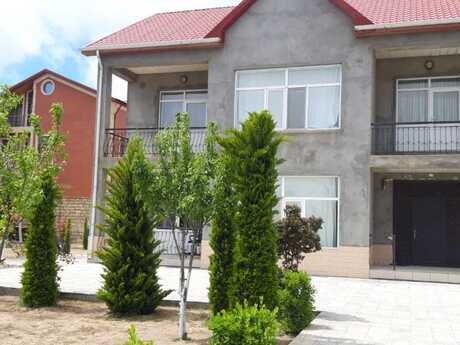 4 otaqlı həyət evi/bağ evi - Mərdəkan q. - 200 m²