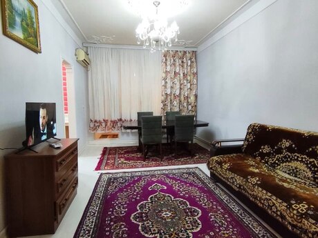 3 otaqlı köhnə tikili - Memar Əcəmi m. - 70 m²