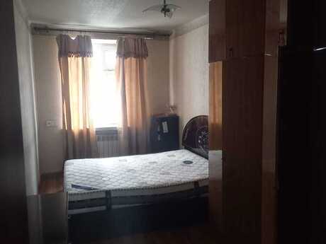 3 otaqlı köhnə tikili - Yasamal r. - 70 m²
