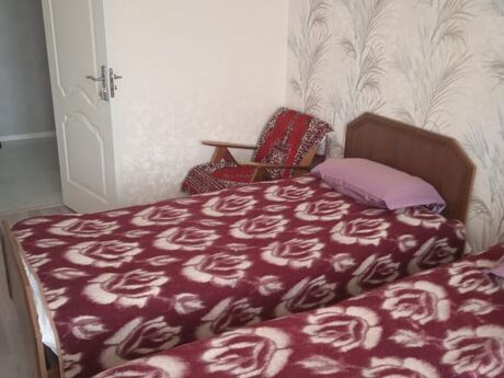 3 otaqlı yeni tikili - Bakıxanov q. - 90 m²