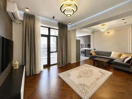 2 otaqlı yeni tikili - 28 May m. - 80 m²