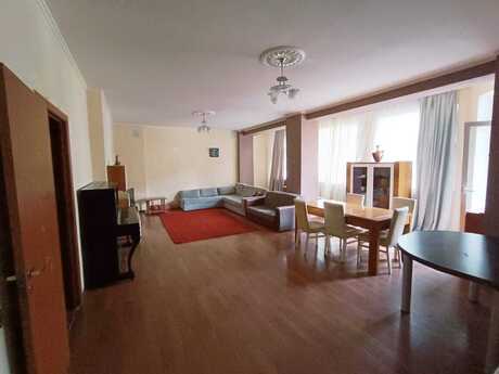 4-комн. новостройка - м. Низами - 137 м²