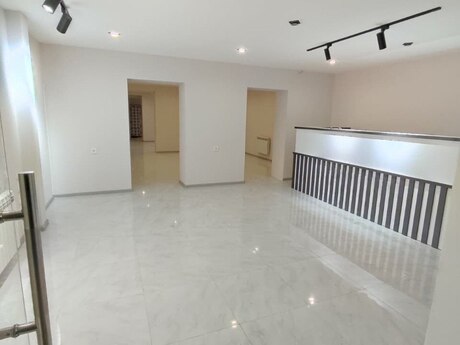Obyekt - İnşaatçılar m. - 120 m²