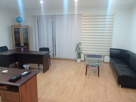 2-комн. офис - Насиминский  р. - 80 м²