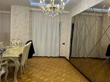 5 otaqlı yeni tikili - Şah İsmayıl Xətai m. - 235 m²