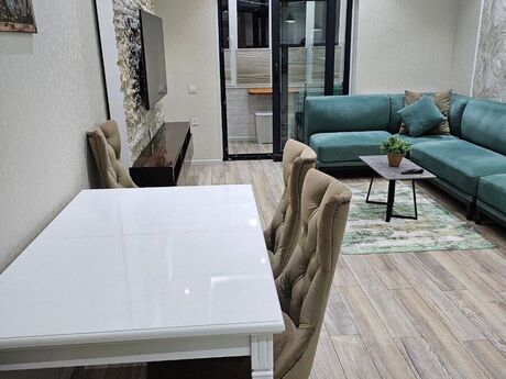 2 otaqlı köhnə tikili - Sahil m. - 50 m²