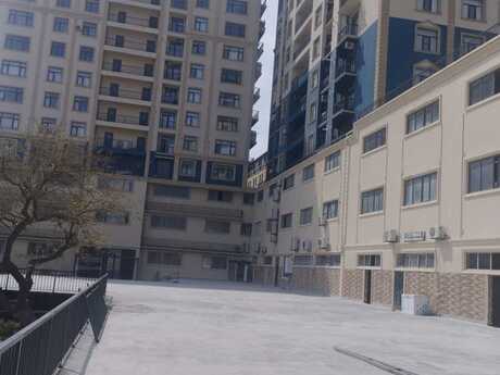 1 otaqlı yeni tikili - İnşaatçılar m. - 44.3 m²