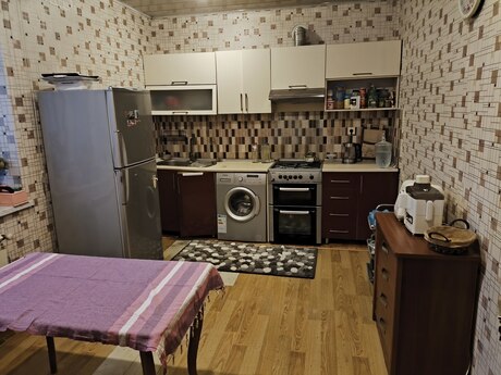 3 otaqlı həyət evi/bağ evi - Biləcəri q. - 100 m²