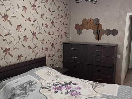 3 otaqlı köhnə tikili - Xalqlar Dostluğu m. - 70 m²