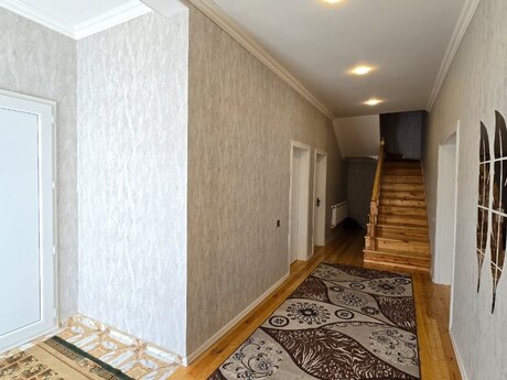 6 otaqlı həyət evi/bağ evi - Zabrat q. - 240 m²