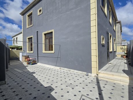 6 otaqlı həyət evi/bağ evi - Zabrat q. - 240 m²