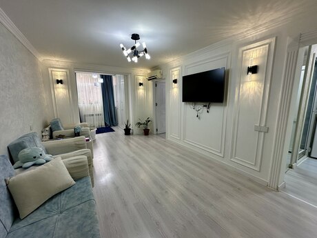 2 otaqlı köhnə tikili - Bakmil m. - 43.6 m²