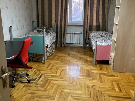3 otaqlı köhnə tikili - Xalqlar Dostluğu m. - 85 m²