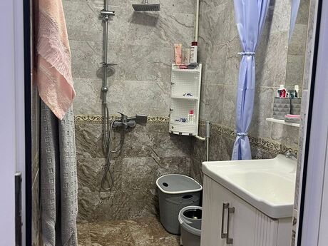 2 otaqlı köhnə tikili - Əhmədli q. - 65 m²
