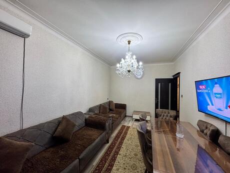 Elan №6090785 - Bakı, Yeni Günəşli q., 3 otaqlı, 80 m², 6/9 mərtəbə