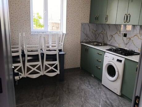 4 otaqlı həyət evi/bağ evi - Binəqədi r. - 110 m²
