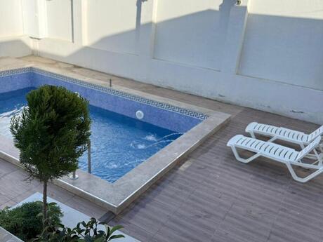 5 otaqlı həyət evi/bağ evi - Pirşağı q. - 160 m²